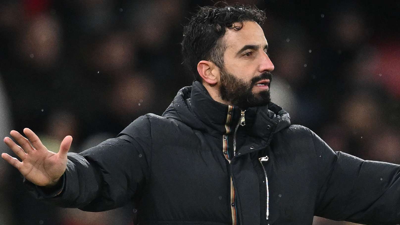 受伤而调整 受伤而调整